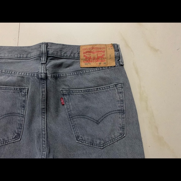levi jeans 501s